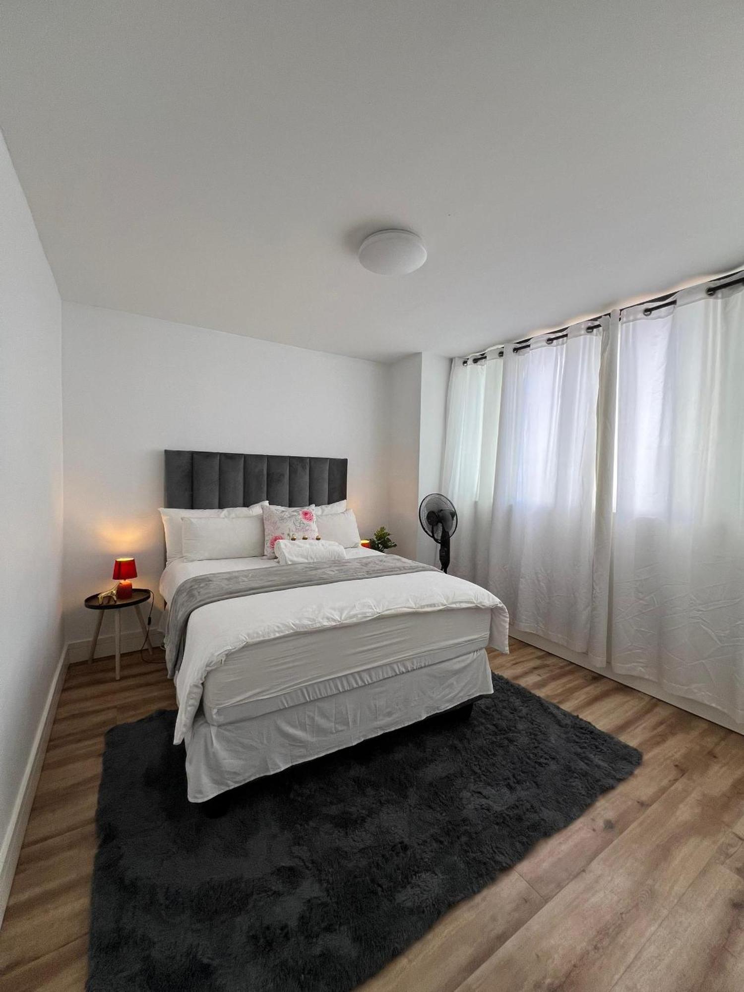 Cosy Apartment In The Heat Of The City Уиндхоек Екстериор снимка
