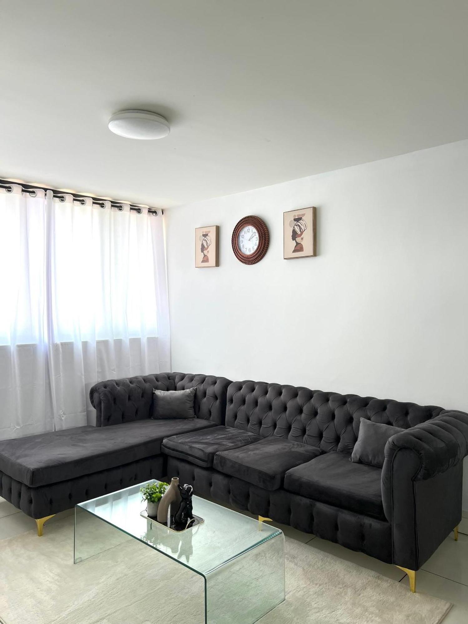 Cosy Apartment In The Heat Of The City Уиндхоек Екстериор снимка